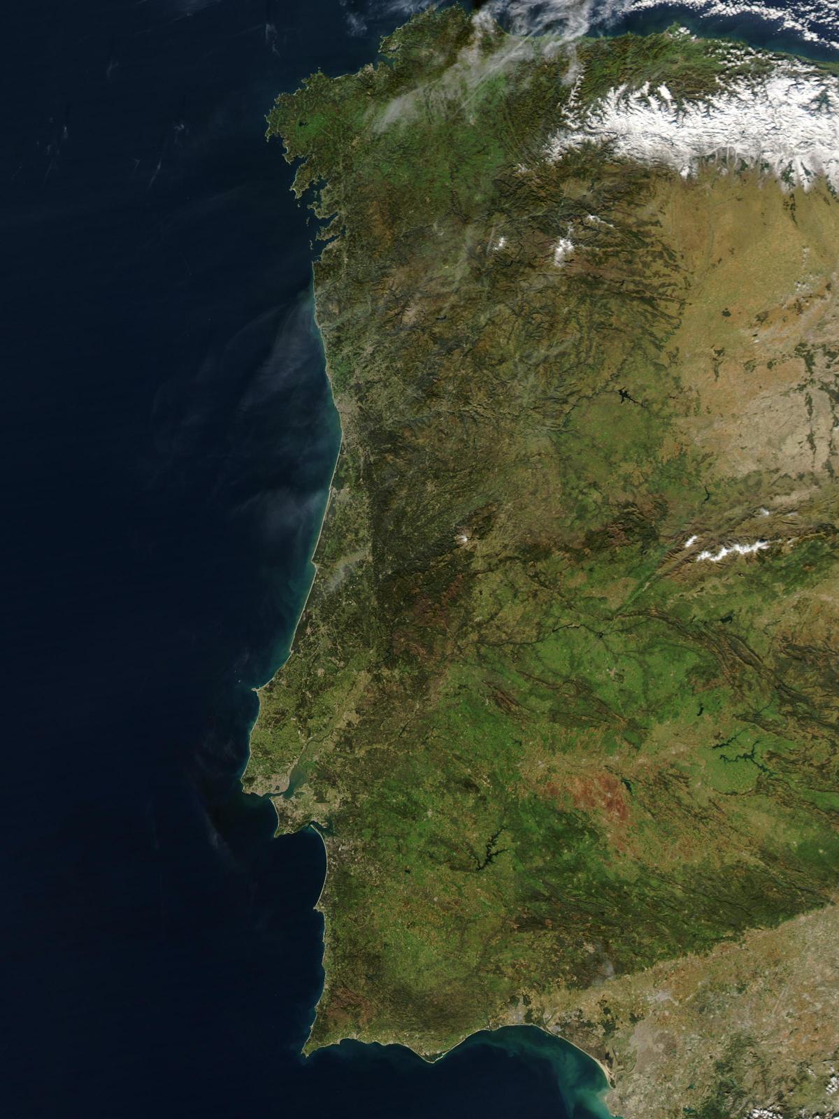 葡萄牙天空景观图
